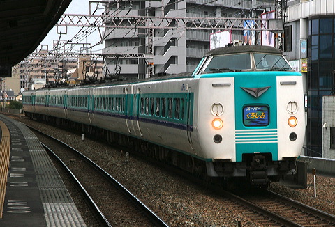 JR{ 381n      [X[p[낵  ] @ c    