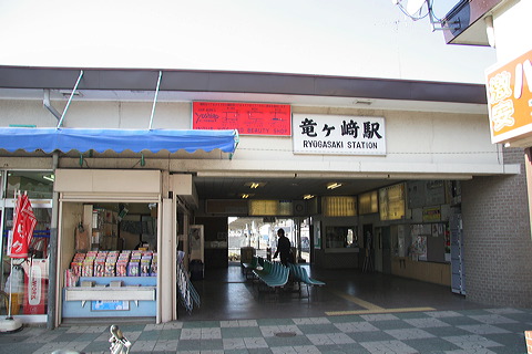 ֓S        [   ] @     