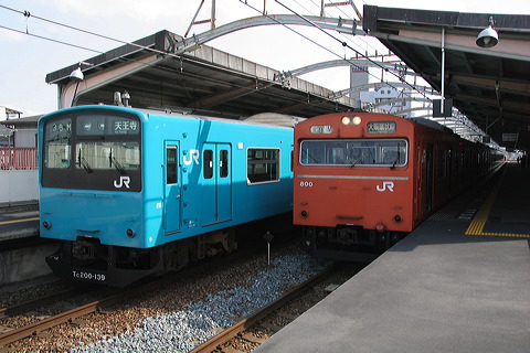 JR{ 201n  C7+C28 Nn200-139 [  V] @ J Nn103-800Ƃ̕  