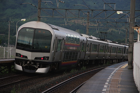 JRl        [   ] @ ]{    