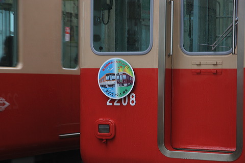 _ 2000n  2207F 2208 [   ] @  }_z[fBOXa  