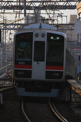 _ 9000n  9201F 9201 [} ~c] @ 啨 _}z[fBOXa  