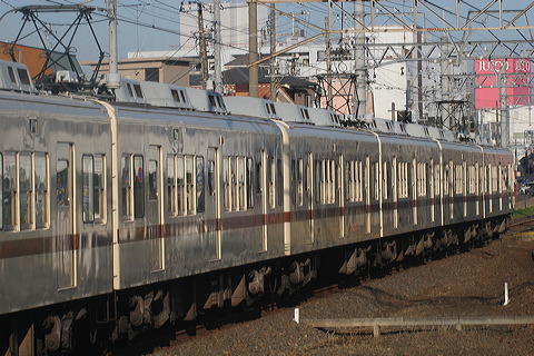 V  800` 806F 813 [  ] @ kKu    