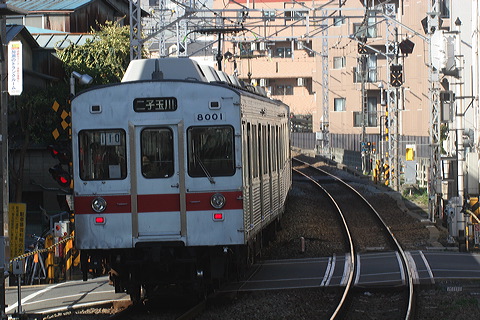 } 8000n  8001F 8001 [e qʐ] @ ˉz    