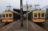S  300` 305F 305 [  É] @ V{ C#309Ƃ̕  