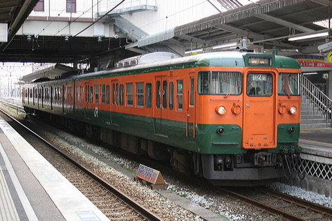 JR{ 115n  D24Ґ   [  ] @ q~    