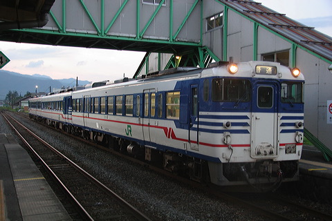 JR{  Ln47   Ln47-512 [  ] @     