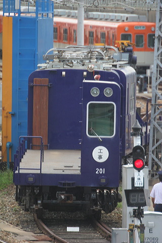 _  201`   201 [H  ] @     