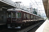 } 7000n  7019F~8R 7019 [} VJn] @ {    