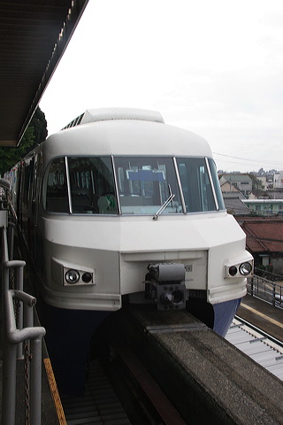 S MRM100n    102 [   ] @ RV    